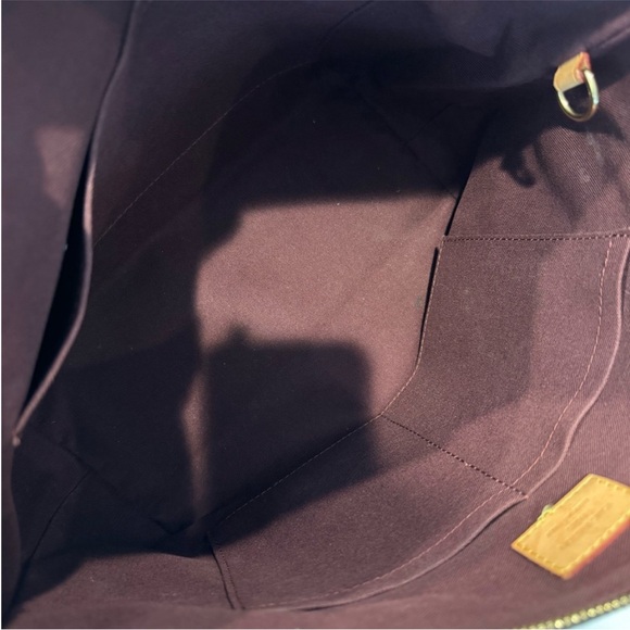 📌SOLD📌 Authentic Louis Vuitton Lena MM bag. - Picture 14 of 16